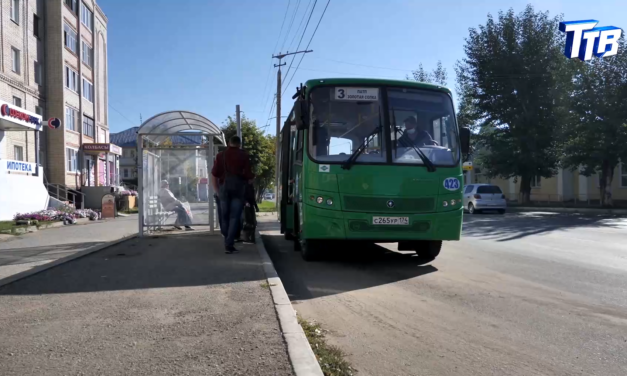 Троичане передвигаются по городу на новых автобусах